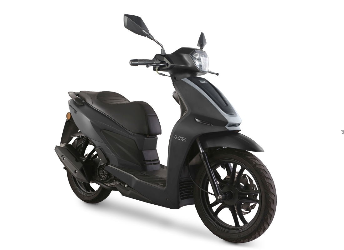 UM Motorcycles lancia lo scooter 125 Wynwood